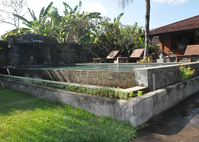 Bali Sea View ゲストハウス